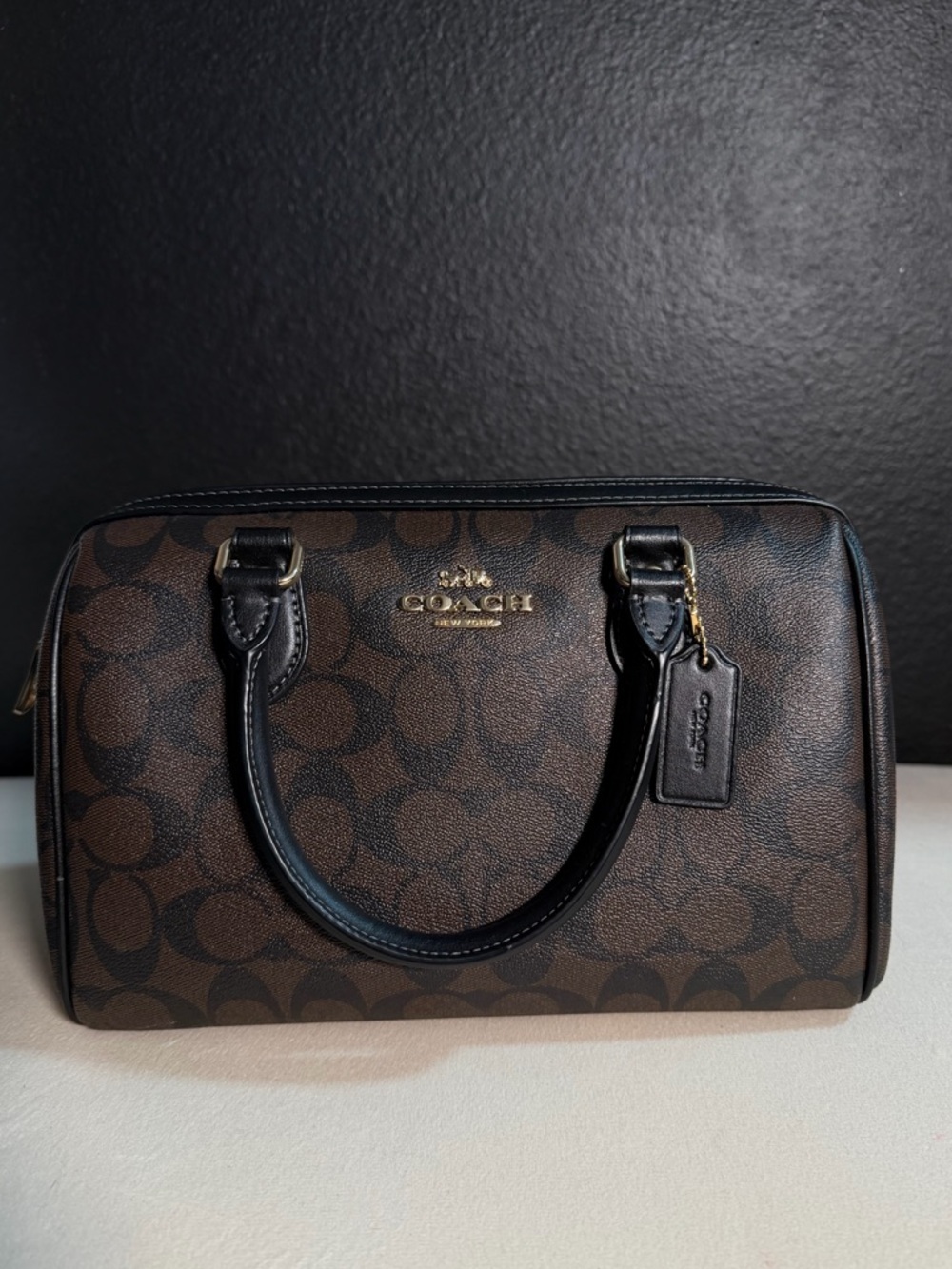 Coach Signature medium Rowan Satchel Brown/Black – Excellent Condition